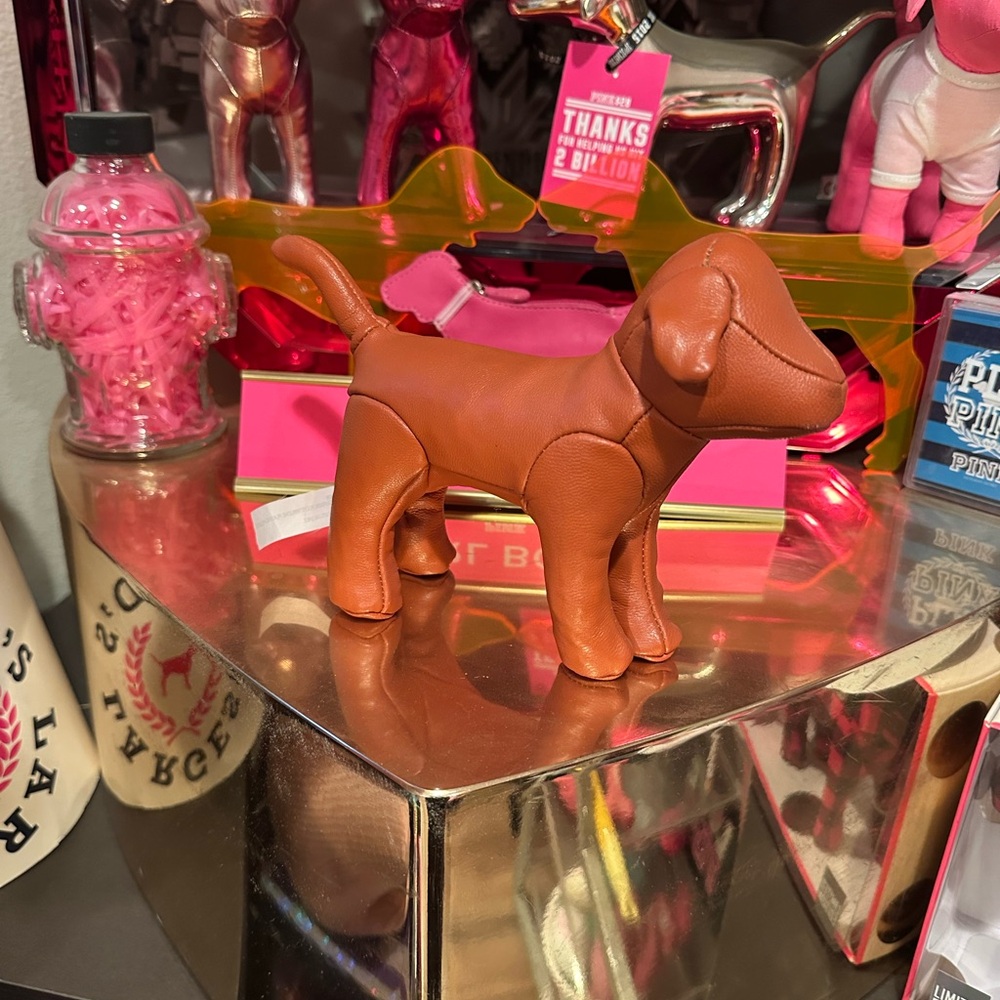 🤎RARE HTF PINK DOG🤎